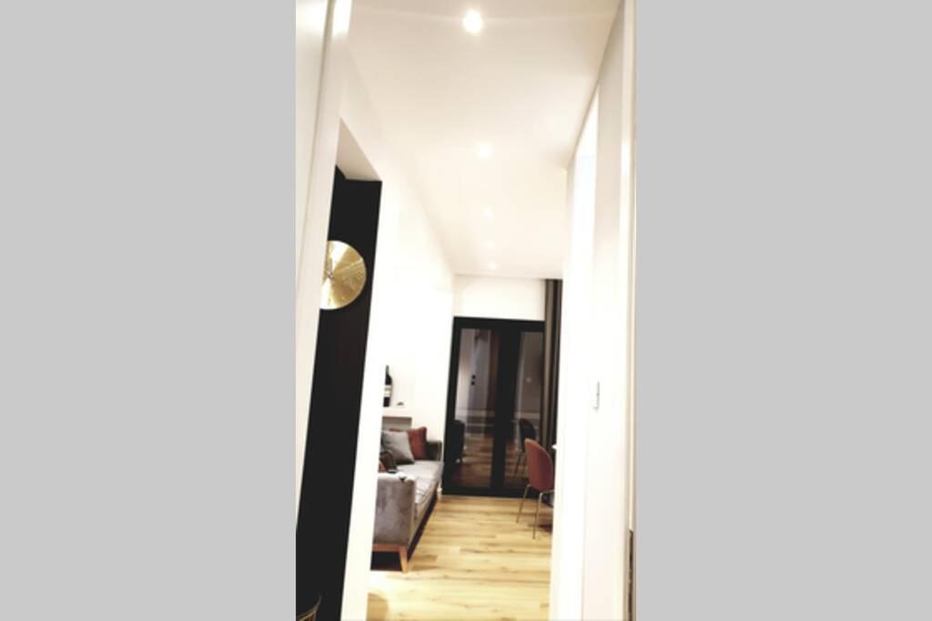 Ecostay-Serenity,Business Class Apartment By The Sea In Alimos Kalamaki Atenas Exterior foto